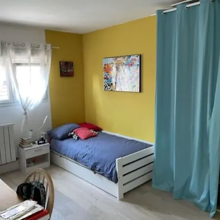 Ouen Sur Seine Saint-Ouen (Seine-Saint-Denis)